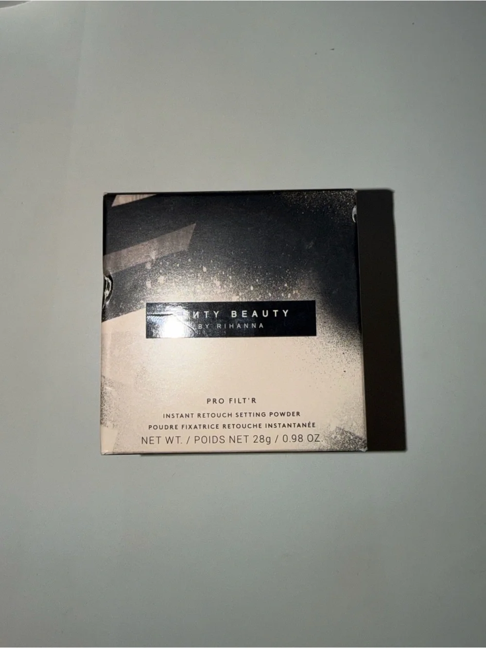 Fenty Beauty Pro Filt'r Instant Retouch Setting Powder - Beige/Black Packaging